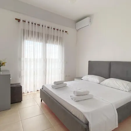 Family Apartman Himara